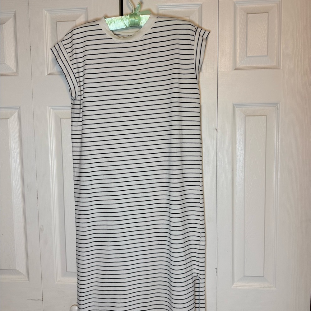a new day Black and White‎ Striped Midi Dress